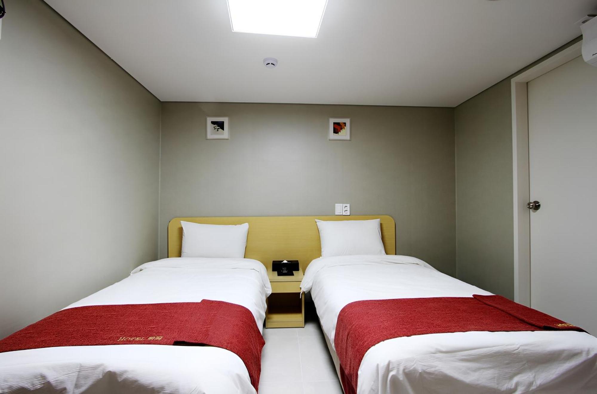 Hotel Myeongdong Сеул Экстерьер фото