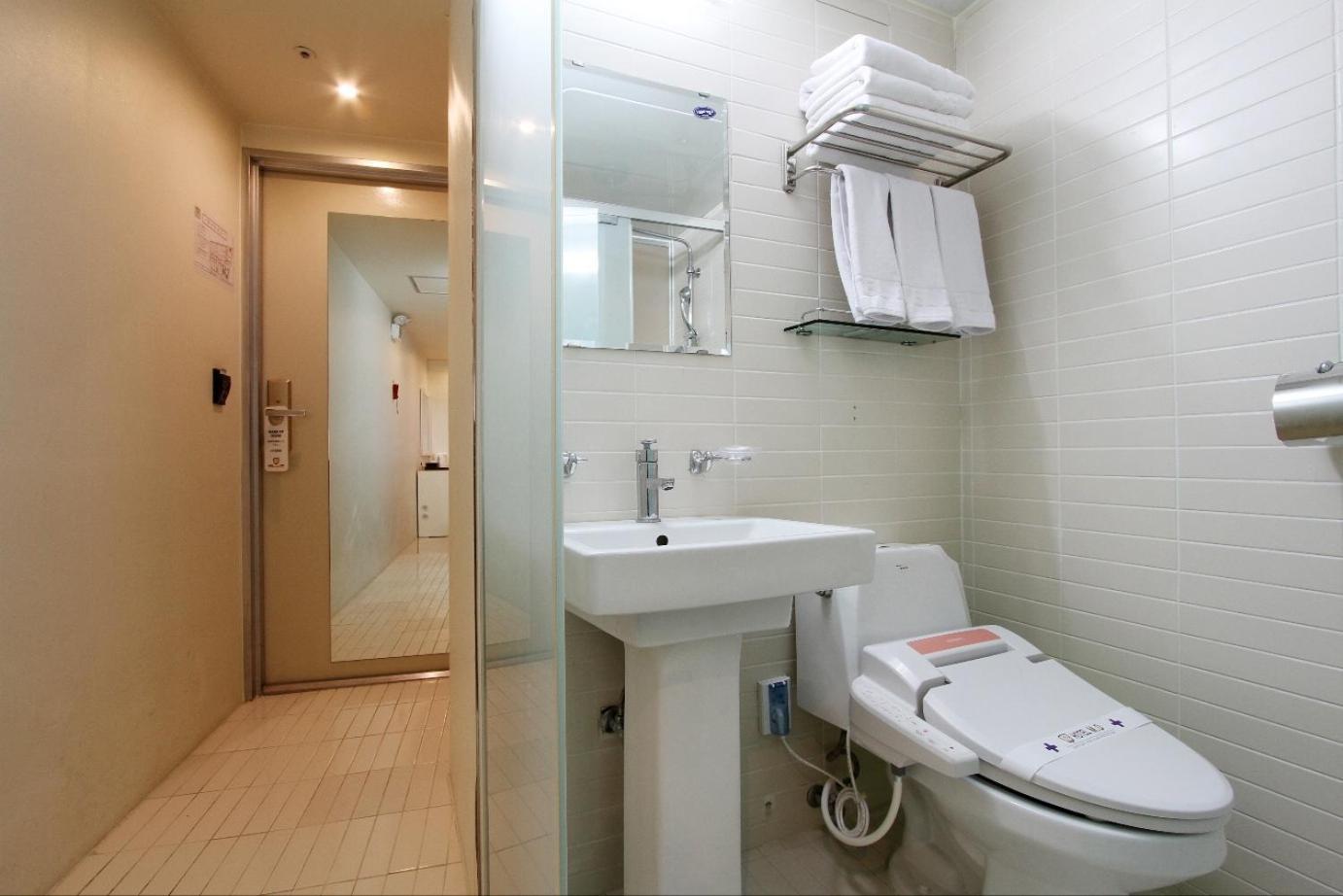 Hotel Myeongdong Сеул Экстерьер фото