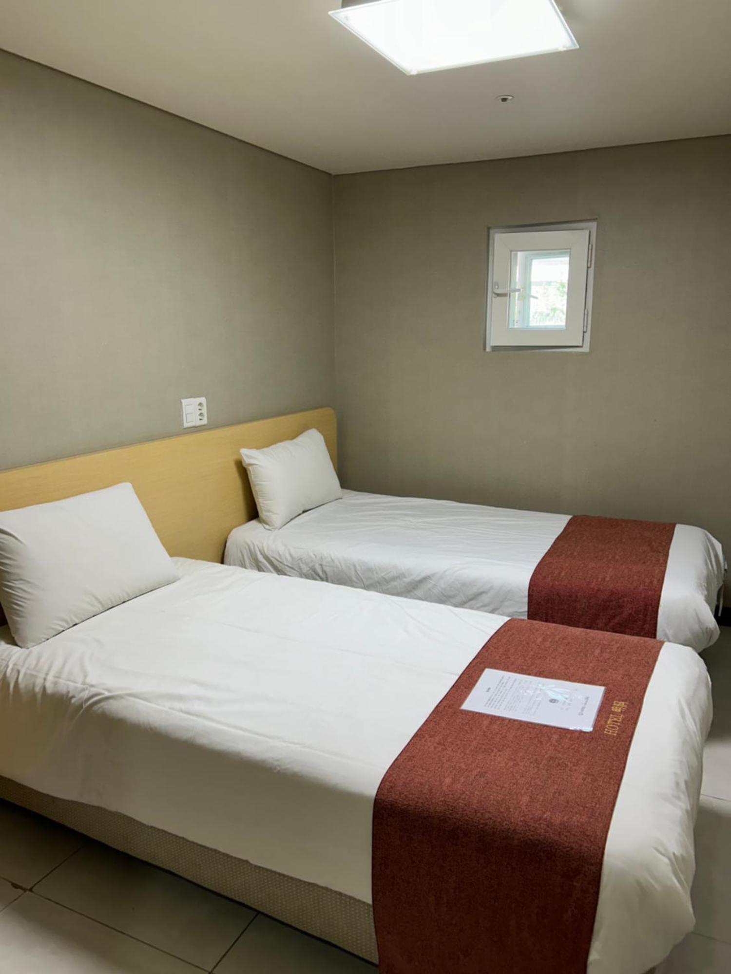 Hotel Myeongdong Сеул Экстерьер фото