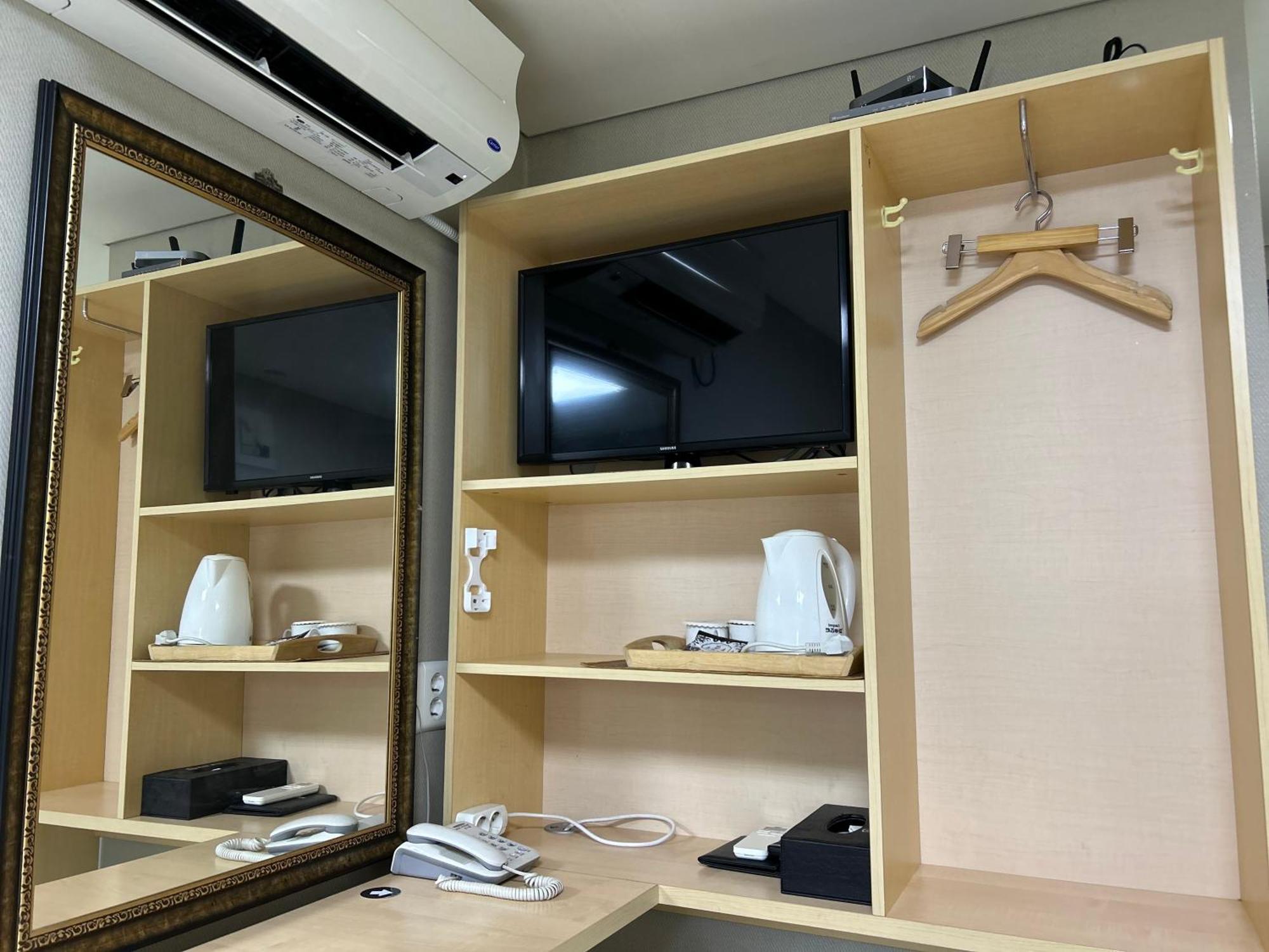 Hotel Myeongdong Сеул Экстерьер фото